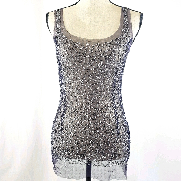 โจBeautiful Passport Navy Blue Embroidery Mesh Topโจ - Picture 2 of 8